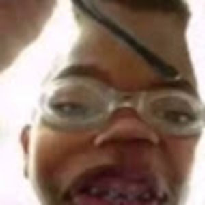 Meet your Posher, Dimitri